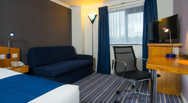 Двухместный номер Standard Holiday Inn Express Inverness by IHG