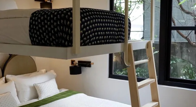 Трёхместный номер Standard NiHao Café Hotel