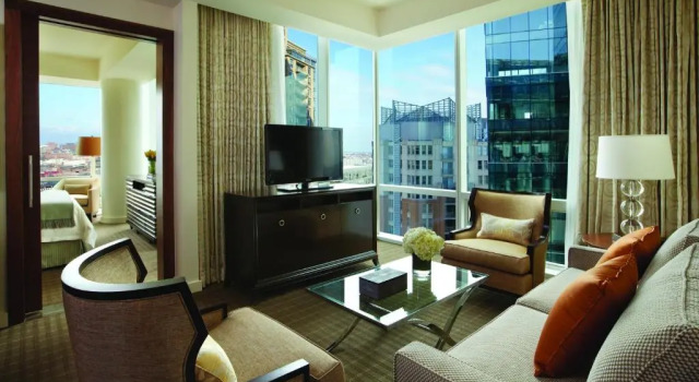 Двухместный люкс Fountain view Four Seasons Executive Four Seasons Baltimore