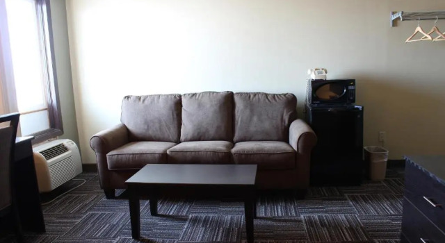 Люкс Superior Sunlac Inn Devils Lake