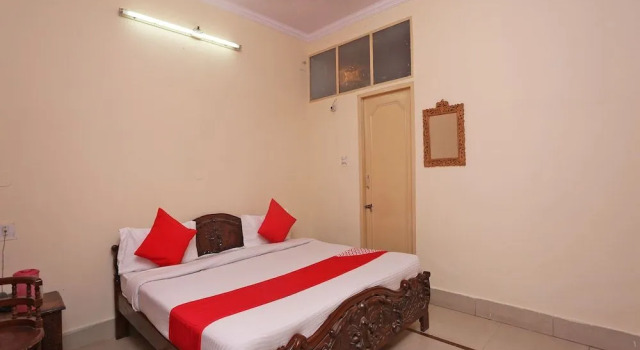 Oyo 36715 Hotel Valley Inn, Book Hotel Srinagar Uttarakhand