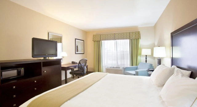 Pike Inn Le Roy - Bloomington Southeast Area, Buchen Sie Hotel Le Roy Illinois