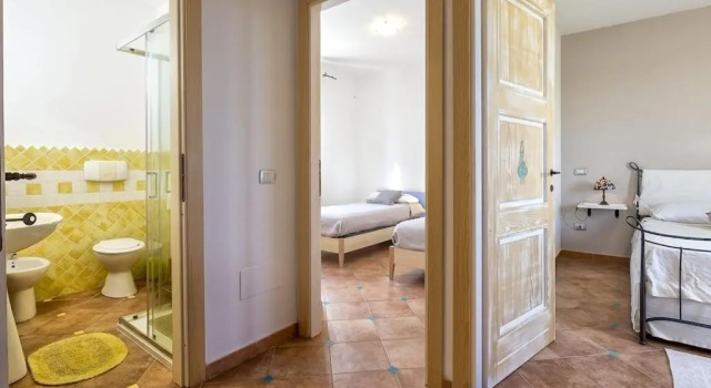 Alghero, Villa Josephine With Spectacular Swimming Pool, for 8 Guests