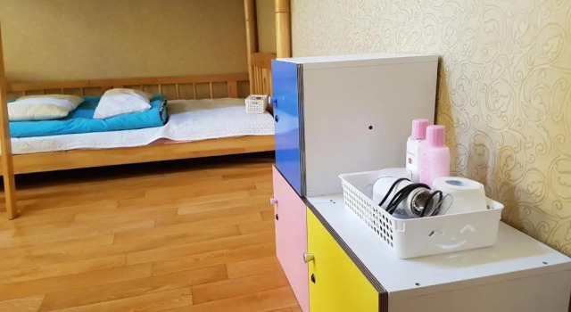 Кровать в общем номере (женский номер) Guesthouse Spring Flower