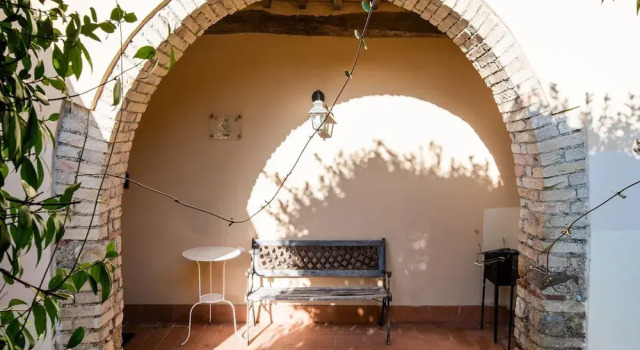 Коттедж Tuscan Haven With Pool