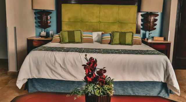 Полулюкс Hotel HBlue Centro