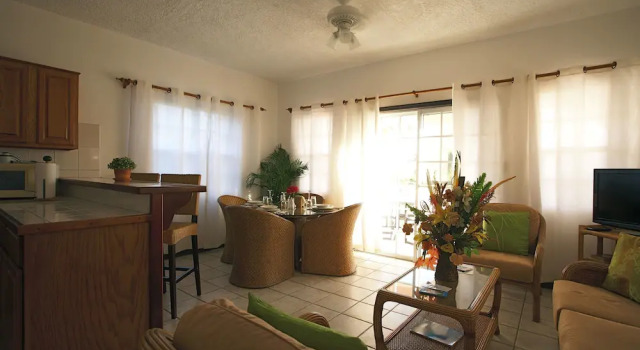 Royal Palms, Réserver Hôtel West End Village Anguilla