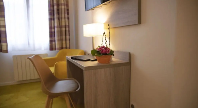 Confort chambre Hostellerie Saint Florent