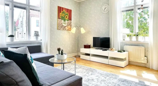 4 Person Holiday Home in Sodra vi, Rezerwuj Apartament Hotele w Småland z parkingiem, Parking