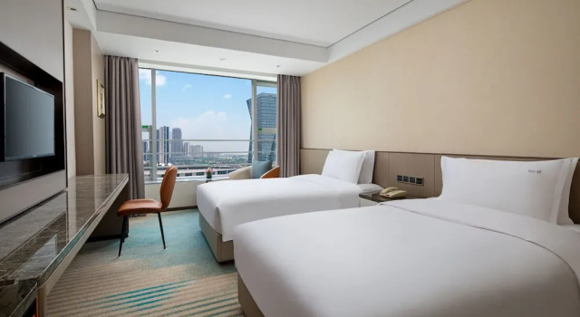 Четырёхместный номер Standard Holiday Inn Chengdu Century City-WestTower by IHG