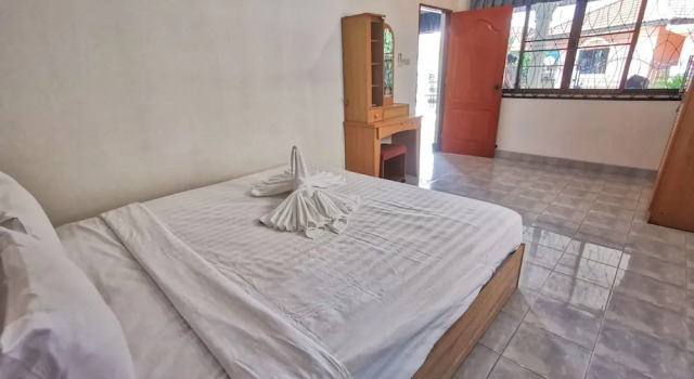 Eakmongkol Villas, Забронировать Отель Центральная Паттайя Паттайя
