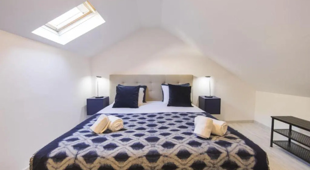 Апартаменты с балконом Traditional Duplex Apartments in Principe Real