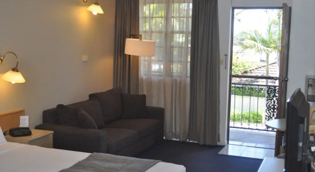 Номер Deluxe In Town Motor Inn