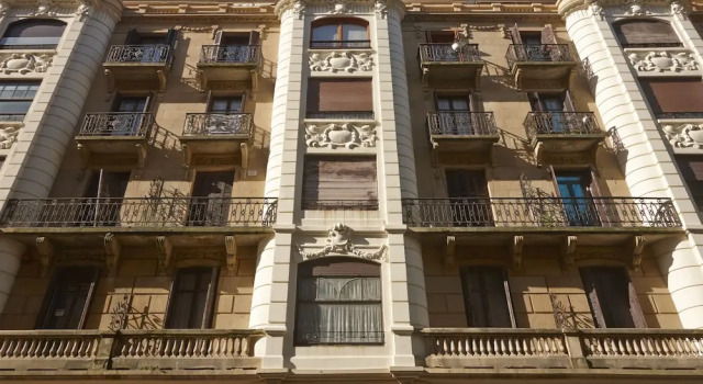 Gros Arena Apartment by FeelFree Rentals, Rezerwuj Apartament Hotele w Baskonia z parkingiem, Parking