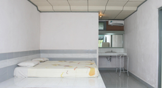 CONDOMINIUM LIPPO PANTAI CARITA, Buchen Sie Villa Villen in Carita, Villa