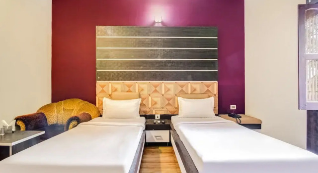 SPOT ON 61898 Hotel Riya Palace, Buchen Sie Hotel Silchar Assam