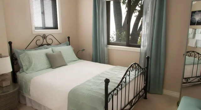 Point Pelee Lakeshore B&B, Varaa Bed and Breakfast  