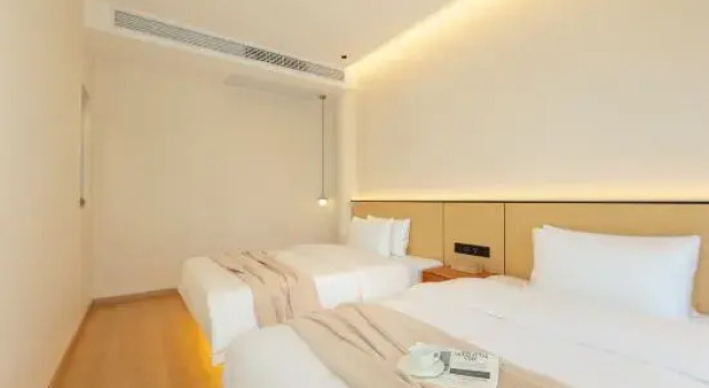 Люкс Deluxe с 2 комнатами с видом на реку Yuexia Vacation Courtyard (Phoenix Ancient City Branch)