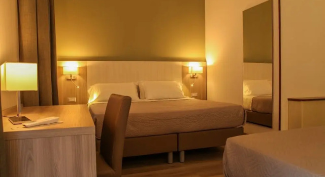 Трёхместный номер Standard Pausania Inn
