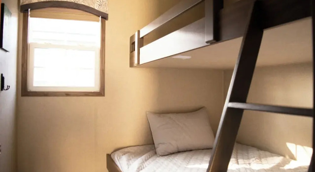Семейный коттедж Vine Ridge Resort - Cottages