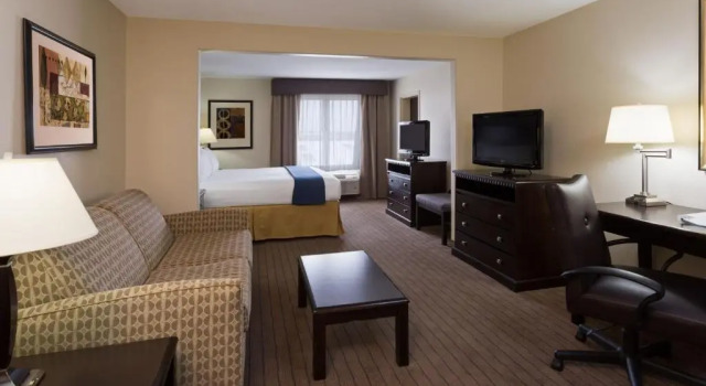 Люкс Holiday Inn Express & Suites Moultrie by IHG