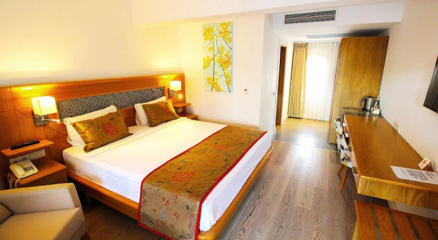 Двухместный номер Deluxe с балконом The Losh Hotel