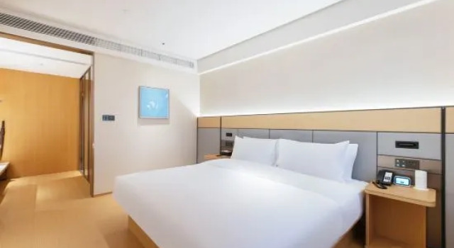 Люкс JI Hotel (Hebi City Government Branch)