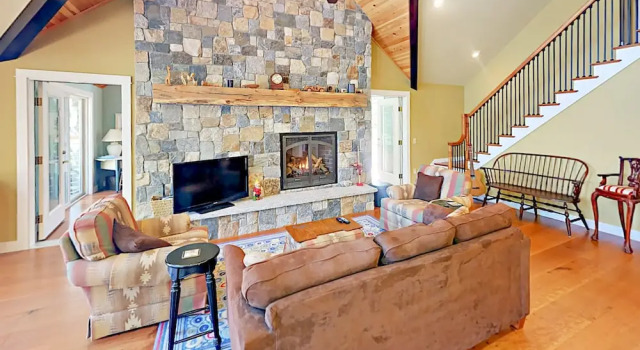 24 Meadow Point Rd Cottage 3 Bedrooms 2.5 Bathrooms Cottage, Book Feriehus Lamoine Man