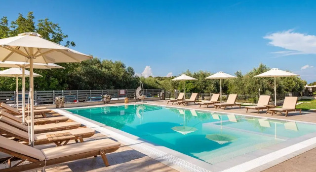 Apartments Villa Rania, Rezerwuj Apartament Hotele w Thesprotia Regional Unit z basenem, Basen