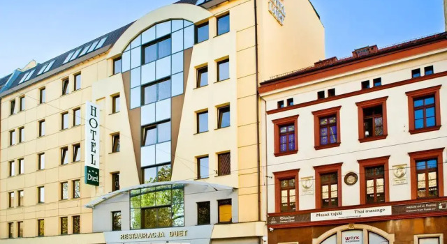 Duet Hotel