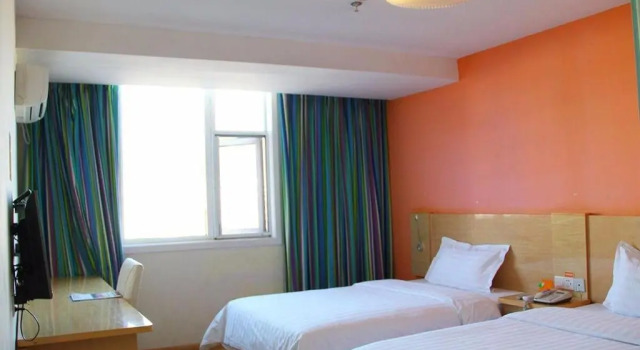 Двухместный номер Standard 7Days Inn Xichang Hangtian Avenue Jixiang Road
