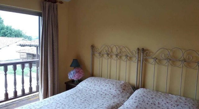 Casa Oriental, Prenota Hotel Hotel a Asturie con parcheggio, Parcheggio