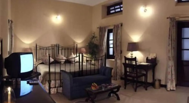 Gajner Palace, Забронировать Отель Отели штата Раджастхана 3 звезды, 3*