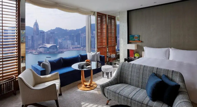 Двухместный номер Grand с видом на гавань Rosewood Hong Kong