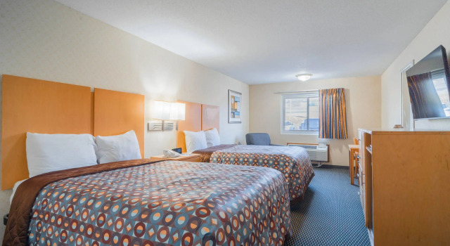 Четырёхместный номер Standard Rodeway Inn Blair