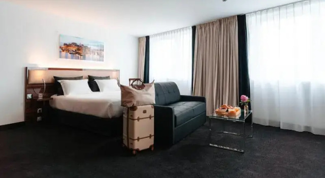 Полулюкс Westotel Taverny - Paris Val-dOise
