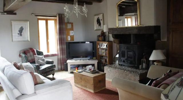 Chez Gondat Chambre d'hotes, Rezerwuj Bed and Breakfast Hotele w Haute-Vienne z basenem, Basen