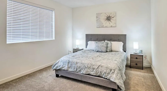 Modern Monroe Home - Private Yard & Mtn Views, Book Hotel Monroe Washington (state)