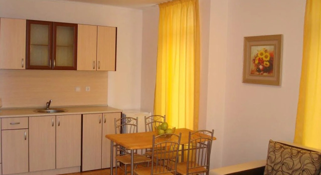 Saint Elena Apartcomplex, Забронировать Отель Отели Солнечного берега с парковкой, рядом с Клуб GRAND, Парковка