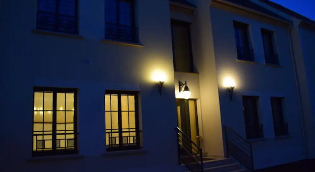 Paris Luxury Guest House - CDG Aéroport, Забронировать Гостевой дом Гостевые дома Руасси-ан-Франс, Гостевой дом