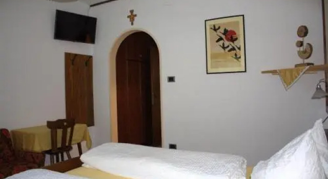 Hotel Bad Bergfall, Забронировать Отель Вальдаора-ди-Сопра План-де-Коронес, рядом с Подъемник Маркнер