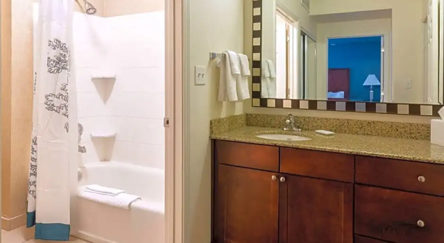 Четырёхместный люкс с 2 комнатами Residence Inn by Marriott Baton Rouge near LSU
