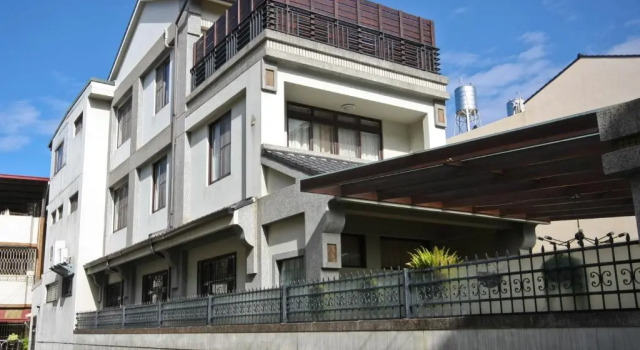 Villa VV House