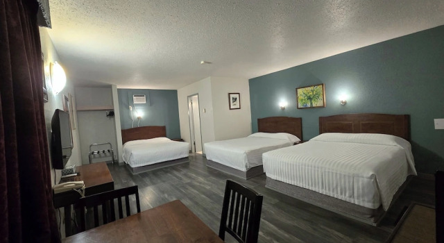 Шестиместный семейный номер Standard Alpine Inn