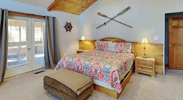 Коттедж Sunkissed Lodge
