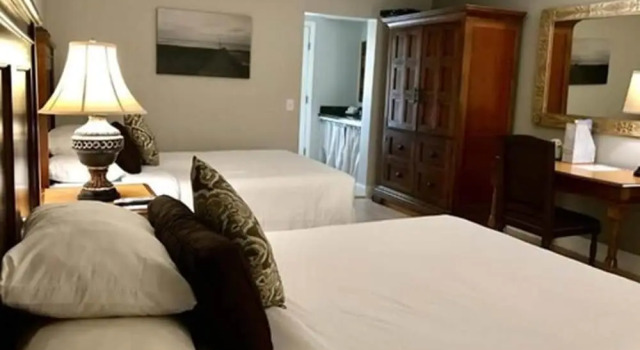 Четырёхместный номер Premium Kennys Tipperary Inn