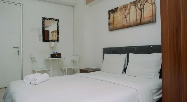 Good and Comfy Studio Room at Green Bay Pluit Apartment