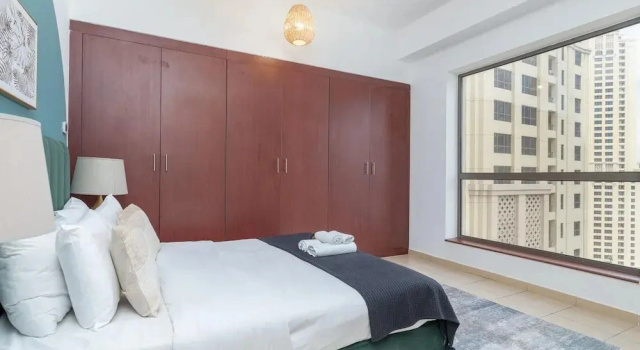 JBR Beach Bliss - One & Three Bedroom Luxury Apartments by Sojo Stay, Забронировать Апартаменты/квартира Отели Эмирата Дубая с парковкой, рядом с Торговый центр The Beach, Парковка