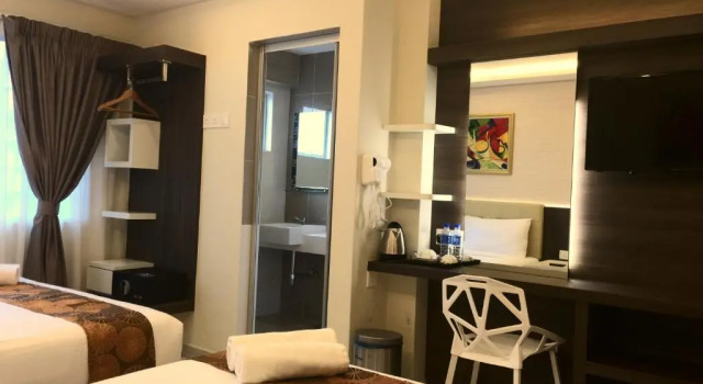 Luksusowy czteroosobowy pokój Louis Hotel
