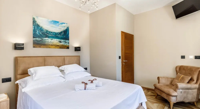 St. Nicholas lighthouse - island of Brač, Book Vacation Home Brac Island Omiš